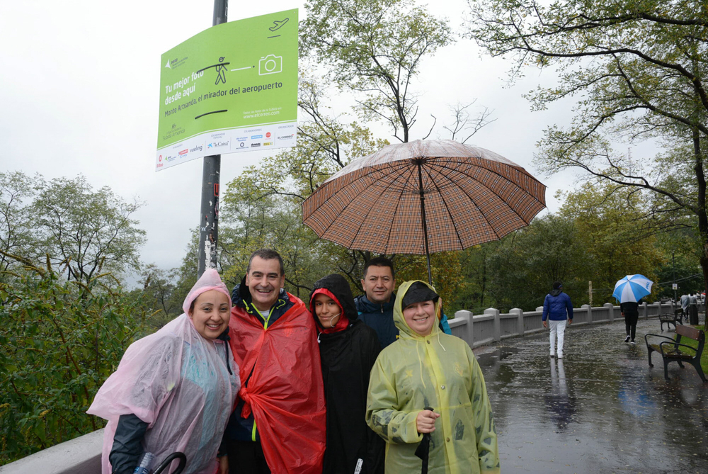 Foto 195 de la avituallamiento y mirador - Galería de la Subida a Artxanda 2019